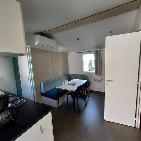 Mobil - N025 Campingplatz *